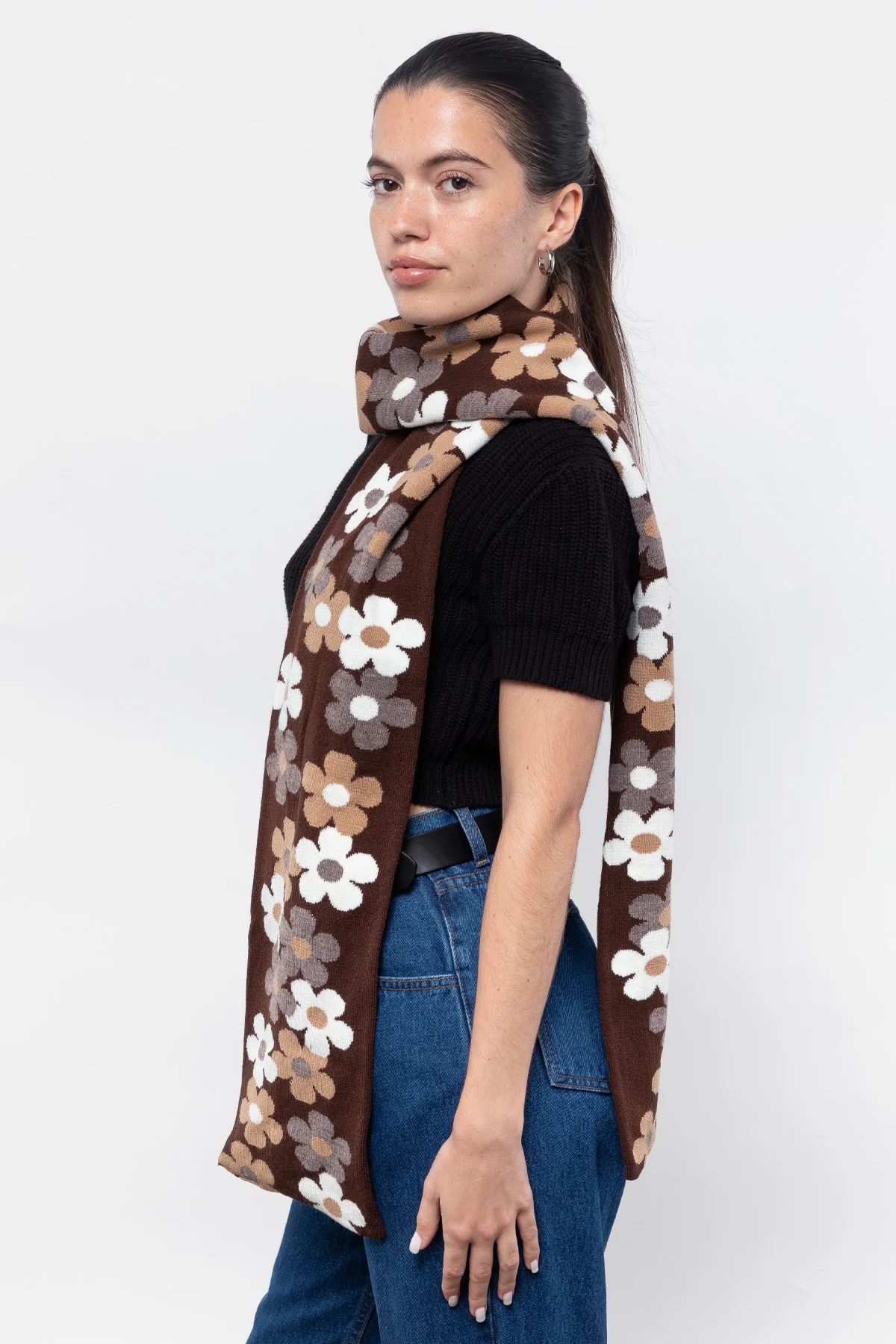 JQSCARF35 - Daisy Vine Scarf - Image 15