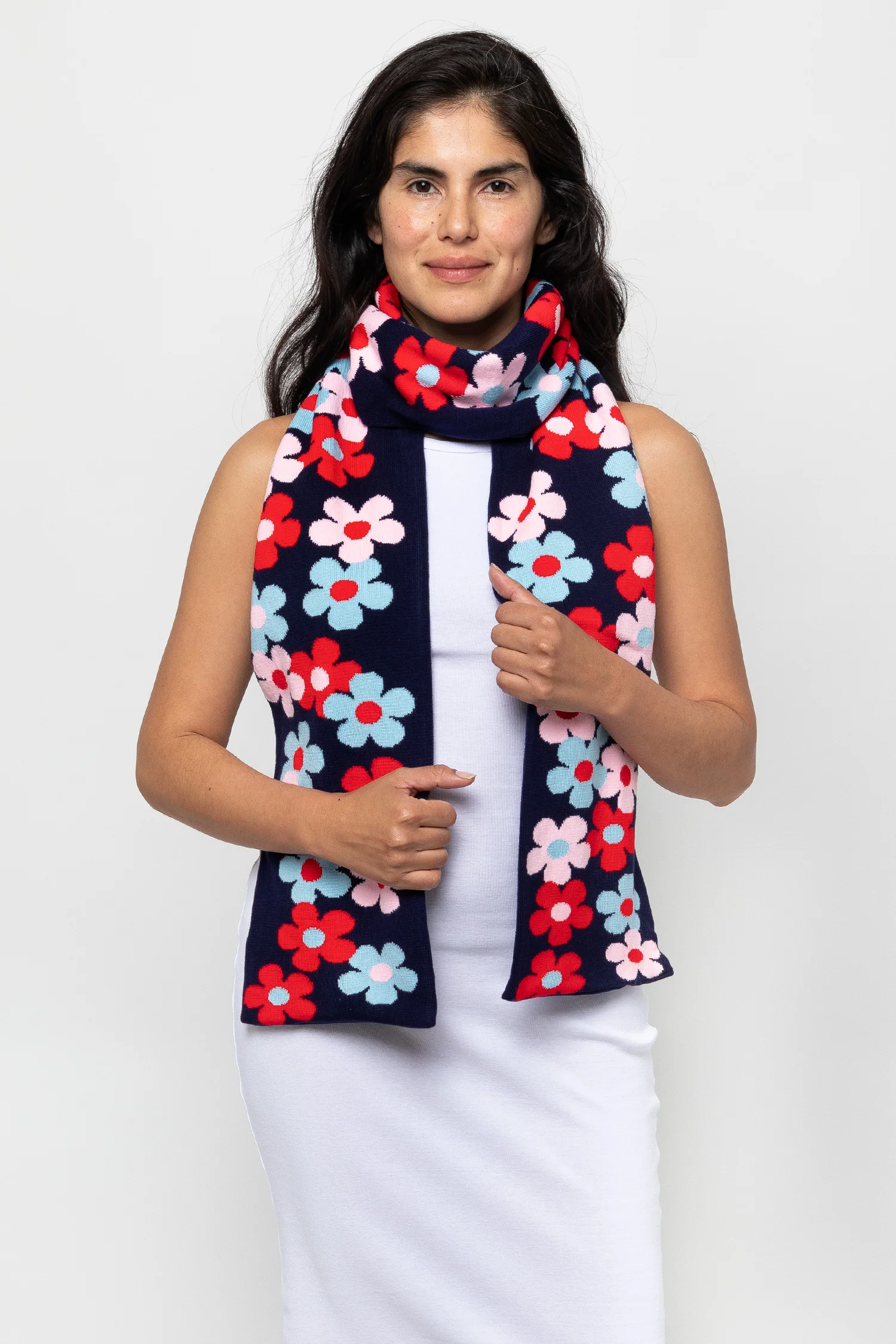 JQSCARF35 - Daisy Vine Scarf - Image 22