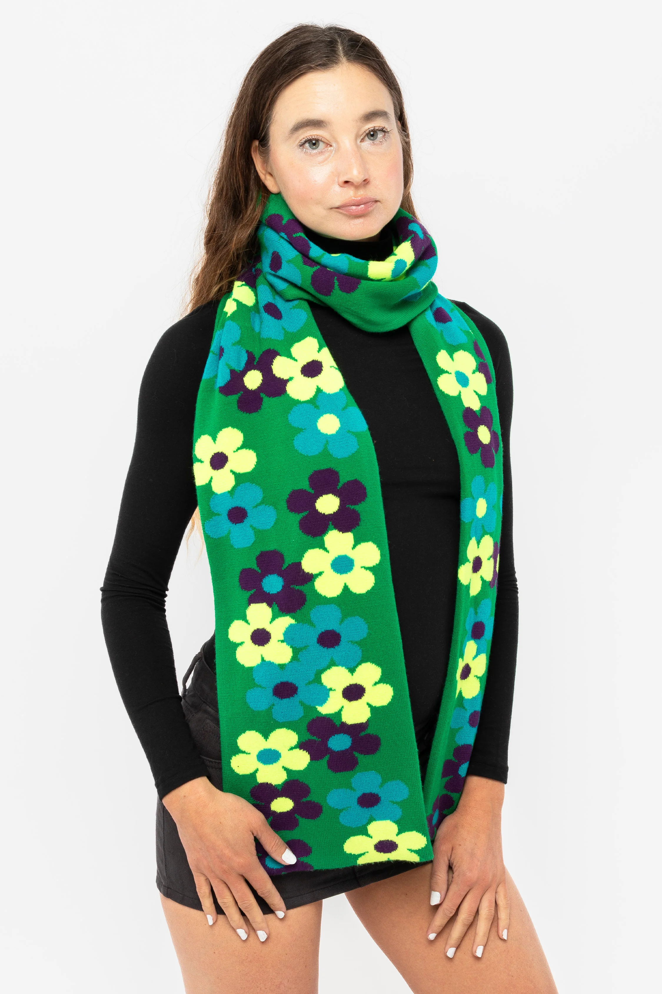 JQSCARF35 - Daisy Vine Scarf - Image 24