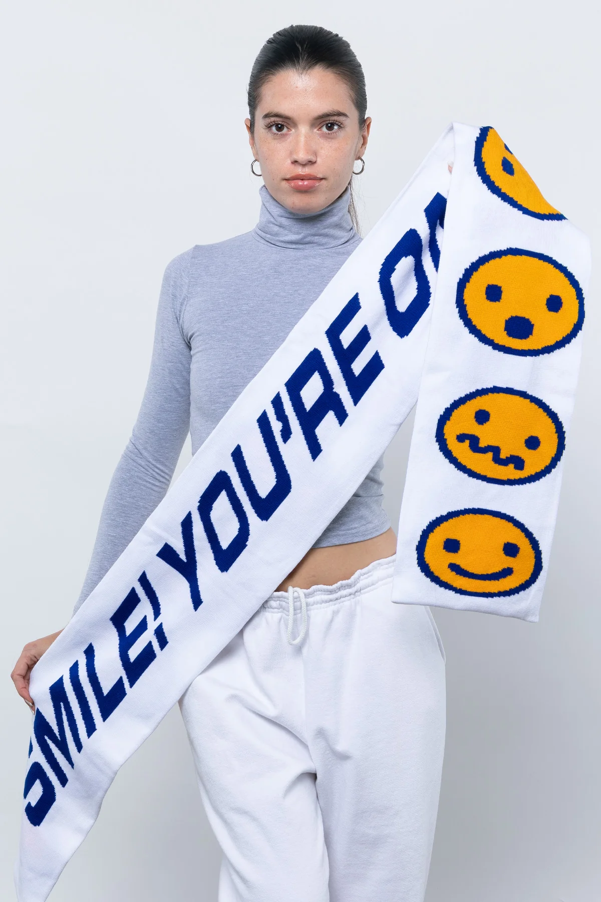 JQSCARF39 - Smile Scarf - Image 6